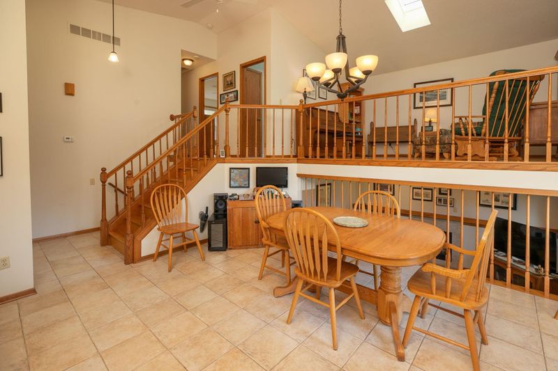 2337 Stanley Ln NW, Rochester, MN 55901