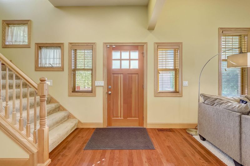 905 Van White Memorial Blvd, Minneapolis, MN 55411