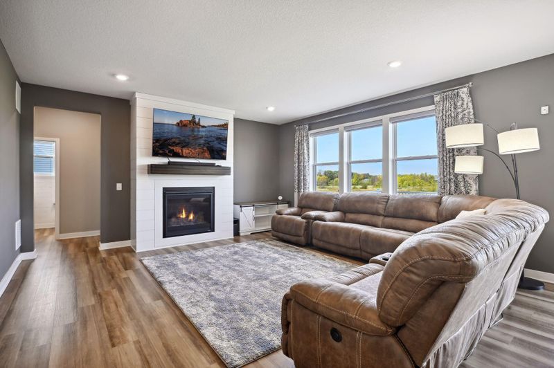 11269 Meadow View Ln, Maple Grove, MN 55311