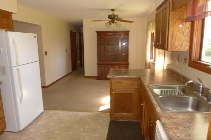 167 W Humble Ave, Ellsworth, WI 54011