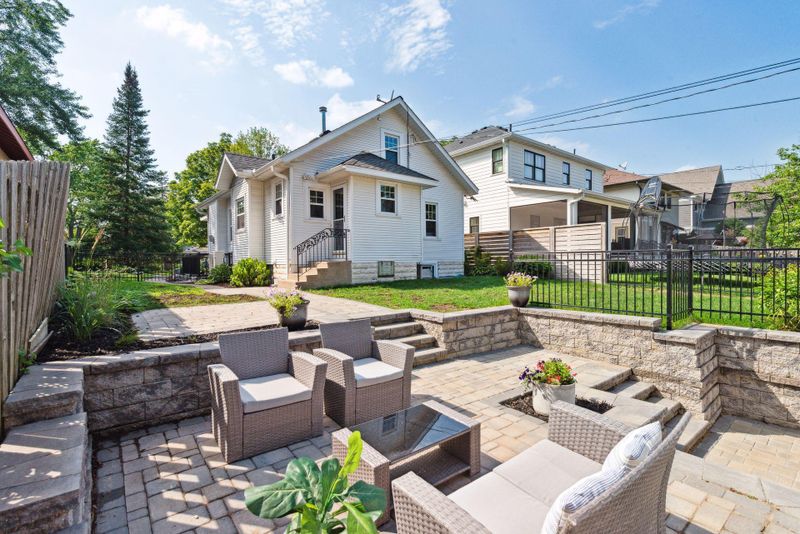 5121 Drew Ave S, Minneapolis, MN 55410