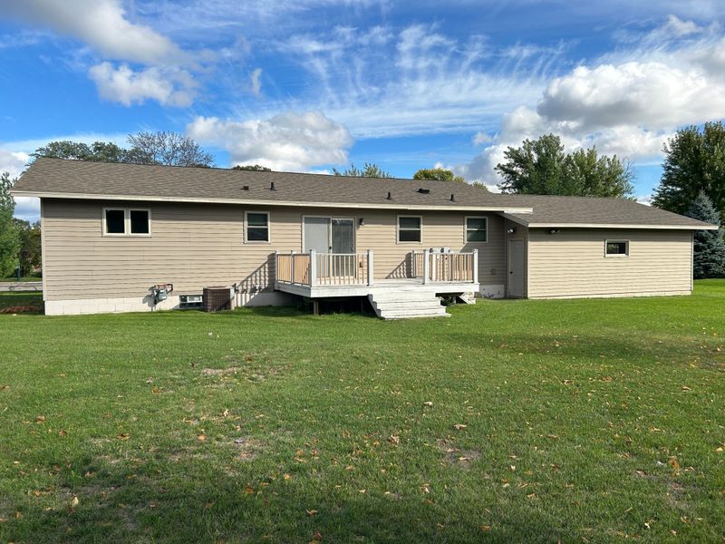 1011 6th St SW, Wadena, MN 56482