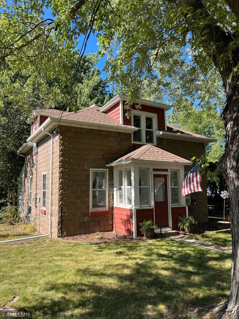717 N Cascade St, Osceola, WI 54020
