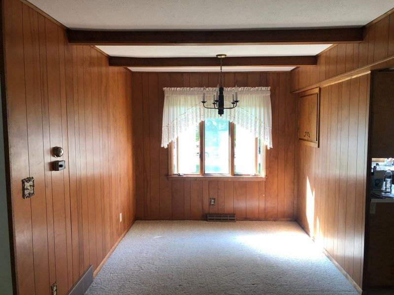 310 Snure St, Lakefield, MN 56150