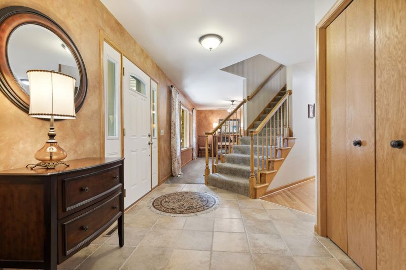 1313 Keller Ln, Burnsville, MN 55306