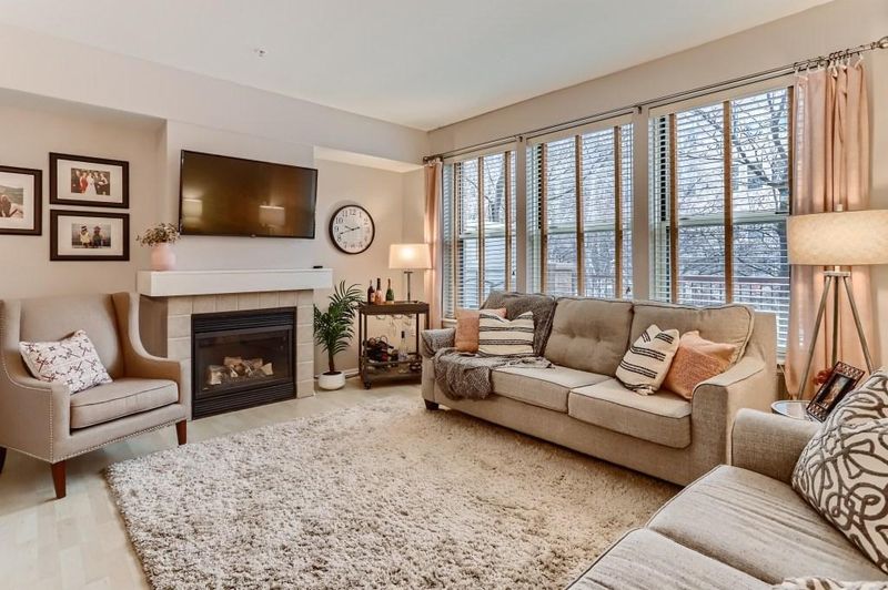 575 N 1st St #117, Minneapolis, MN 55401
