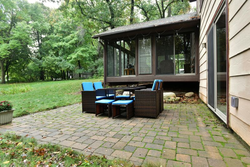 17650 Isleton Ave, Lakeville, MN 55044