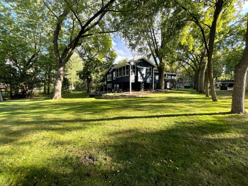 10037 Upton Rd, Bloomington, MN 55431