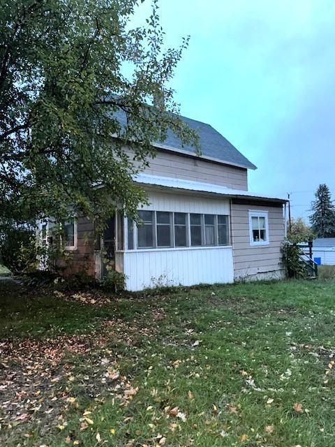 414 7th St NE, Staples, MN 56479