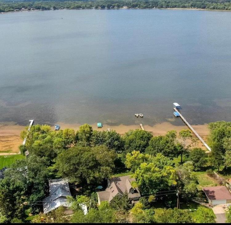 21250 S Lake George Dr NW, Oak Grove, MN 55011