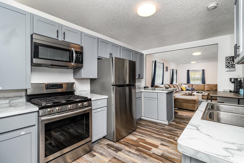 21250 S Lake George Dr NW, Oak Grove, MN 55011