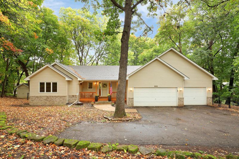 800 Carver Beach Rd, Chanhassen, MN 55317