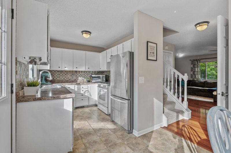 16138 Foliage Ave W, Rosemount, MN 55068
