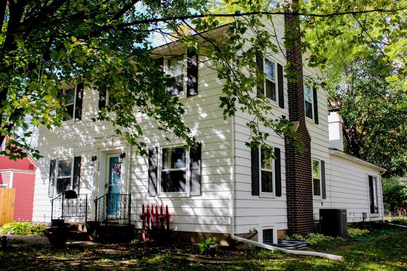 924 9th St S, Saint James, MN 56081