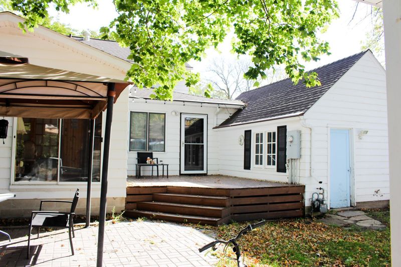 924 9th St S, Saint James, MN 56081