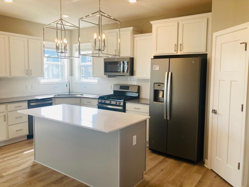 2126 Watermark Way, Lino Lakes, MN 55038