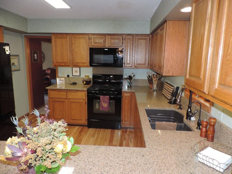 7684 Jeffery Ave S, Cottage Grove, MN 55016