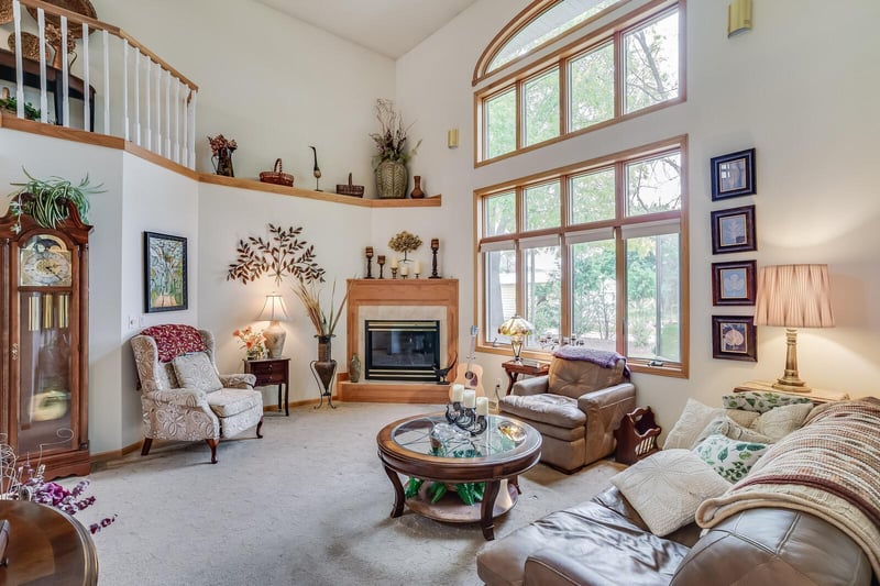4547 El Camino Real Dr, La Crosse, WI 54601