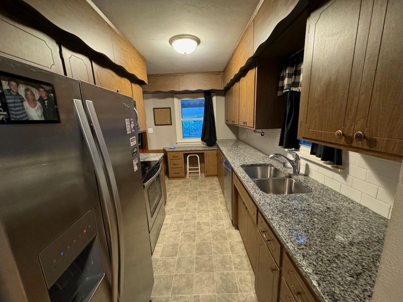 860 Howard St N, Saint Paul, MN 55119