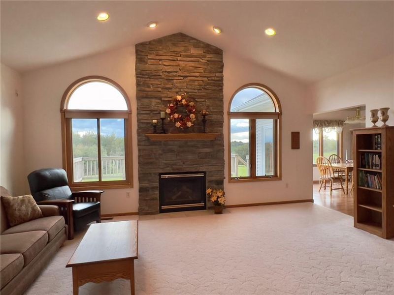 11001 E Mallard Rd, Fall Creek, WI 54742