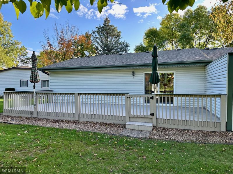 11216 Xavier Ct, Bloomington, MN 55437