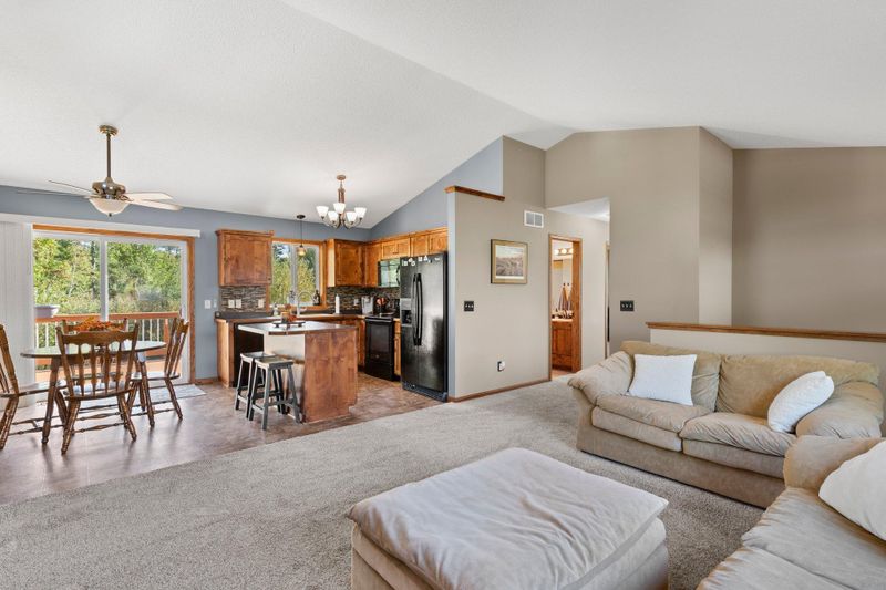 7965 384th Trl, North Branch, MN 55056