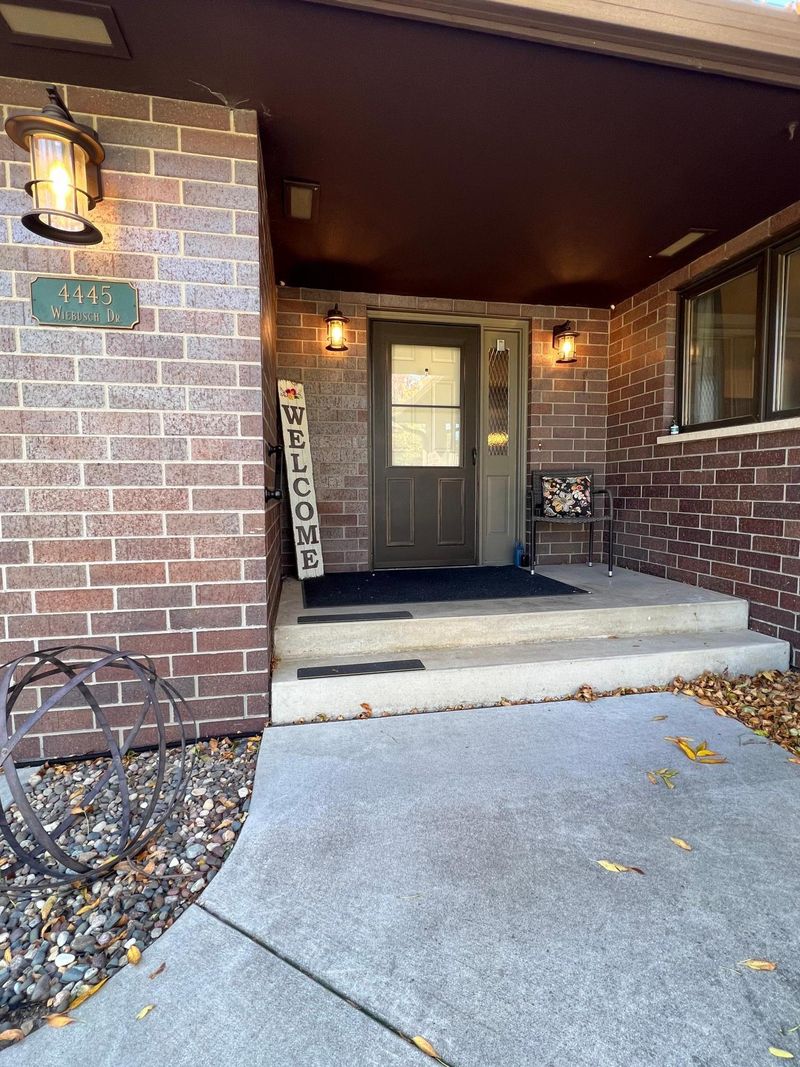 4445 Wiebusch Dr, Red Wing, MN 55066