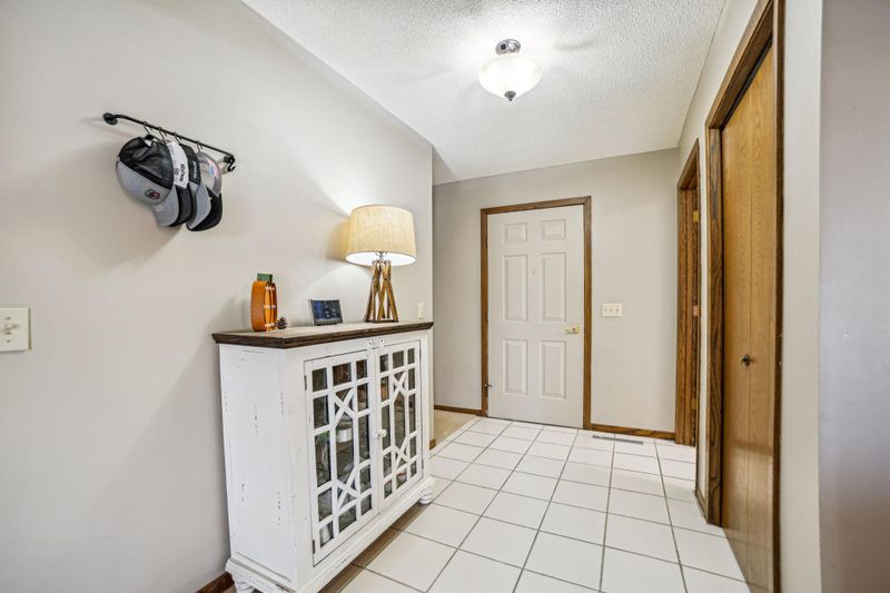315 Coventry Rd, Le Sueur, MN 56058