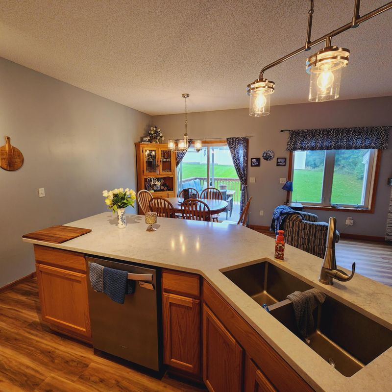 18595 Tyler St NW, Elk River, MN 55330