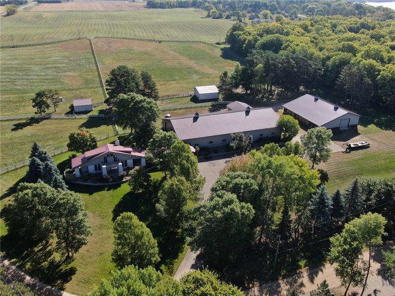 10668 Kimball Ave NW, Annandale, MN 55302