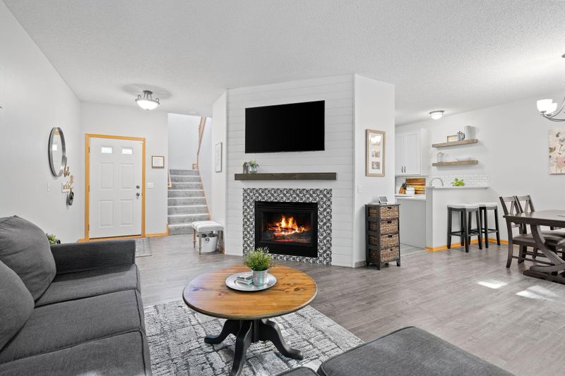 7932 Everest Ln N, Maple Grove, MN 55311