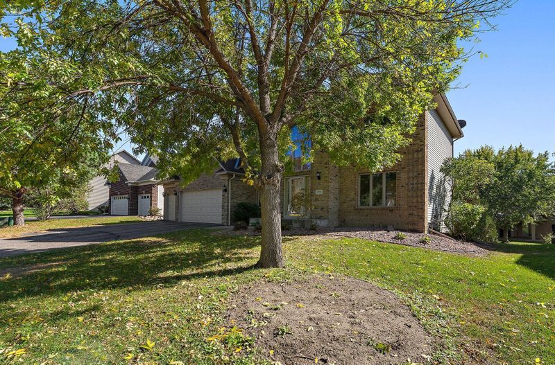 829 Ramsey Ave, Carver, MN 55315