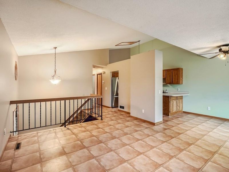 14404 Portland Ave, Burnsville, MN 55337