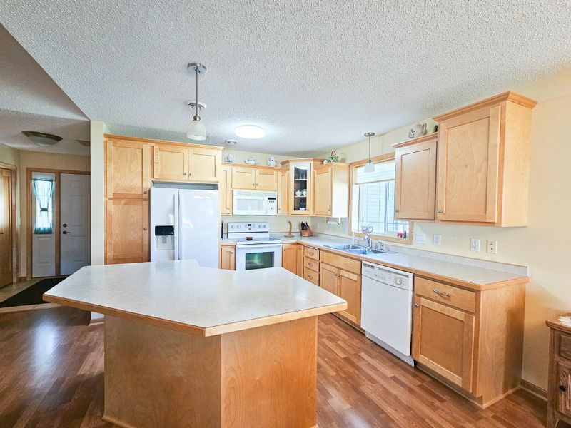 4307 Dublin Dr, Saint Cloud, MN 56301