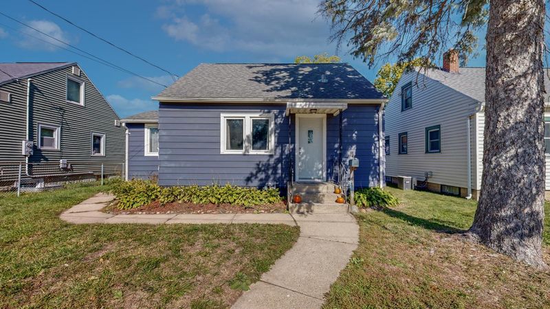 1611 3rd St NE, Rochester, MN 55906