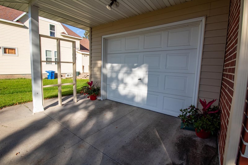 104 S Central Ave, Dalton, MN 56324