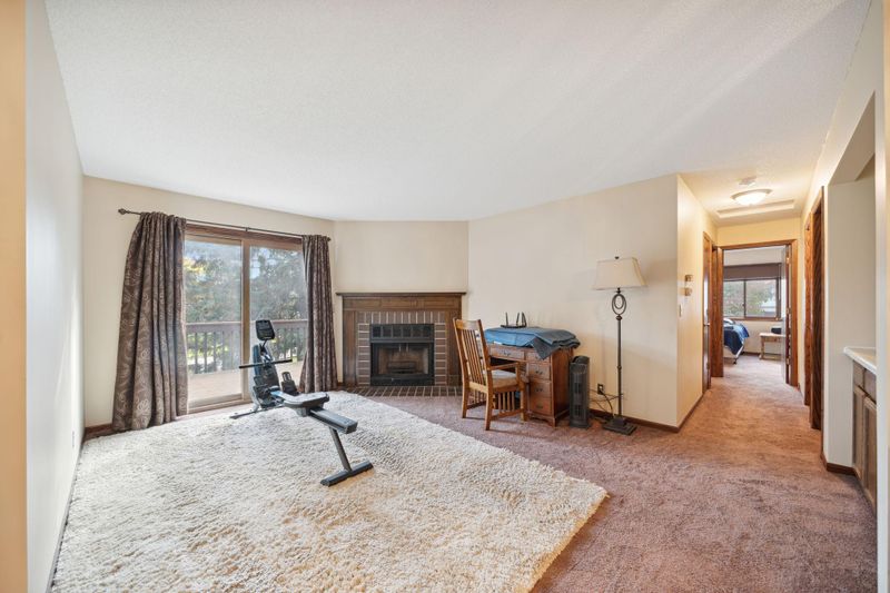 10750 Toledo Ct, Bloomington, MN 55437