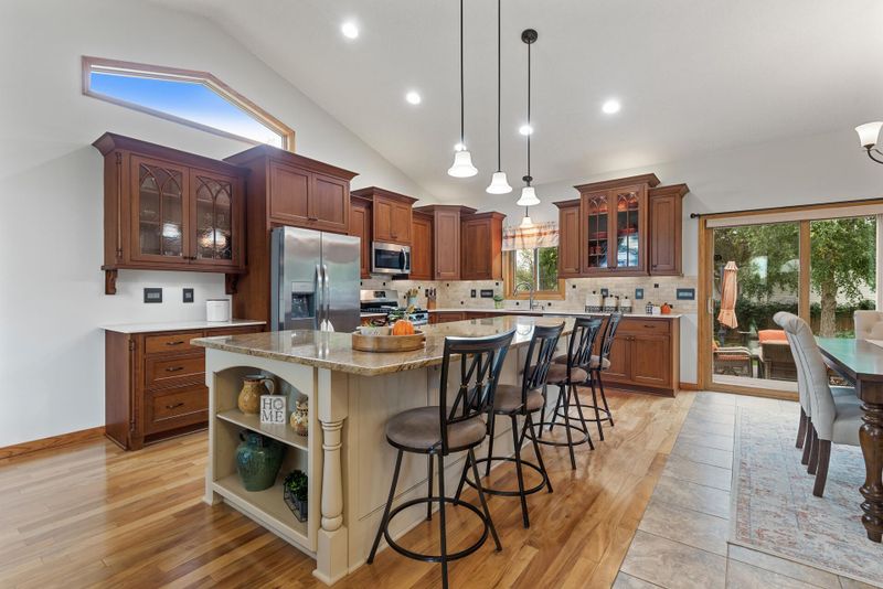 13991 Ilex St NW, Andover, MN 55304
