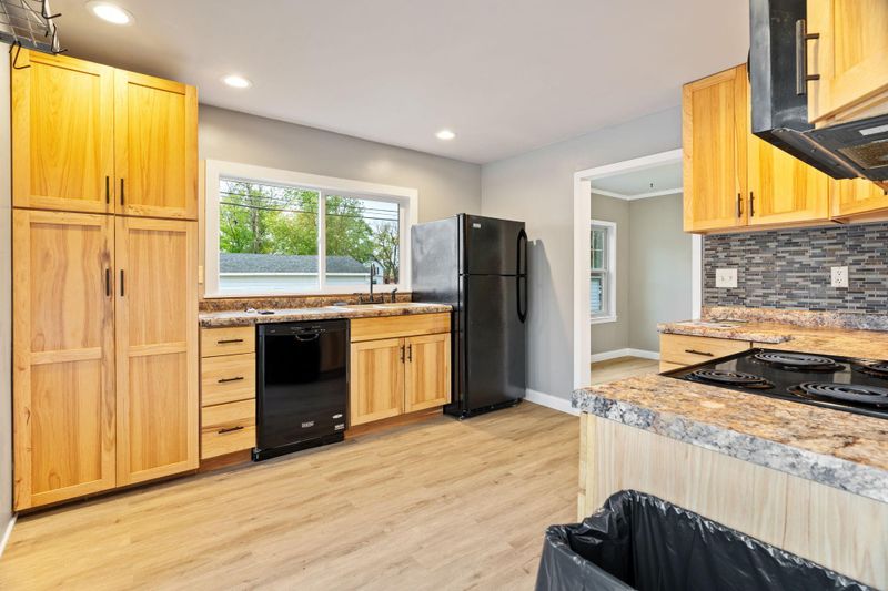 287 Elm St S, Prescott, WI 54021