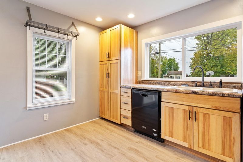 287 Elm St S, Prescott, WI 54021