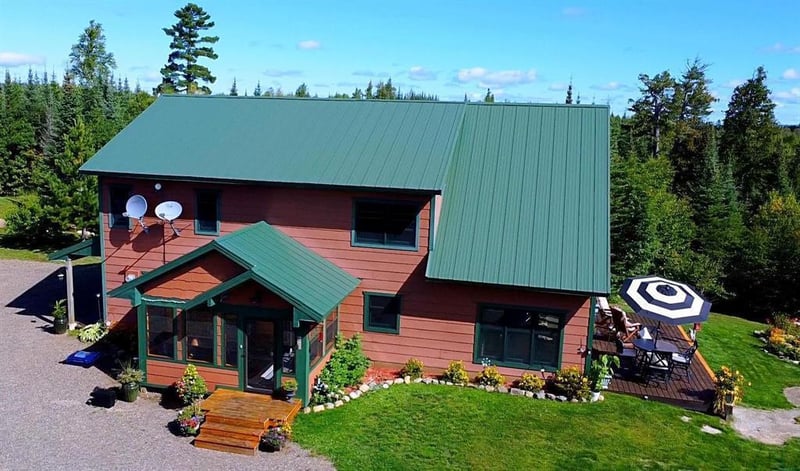 737 Irish Creek Rd, Hovland, MN 55606