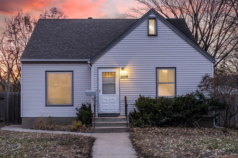 2854 Louisiana Ave S, Saint Louis Park, MN 55426