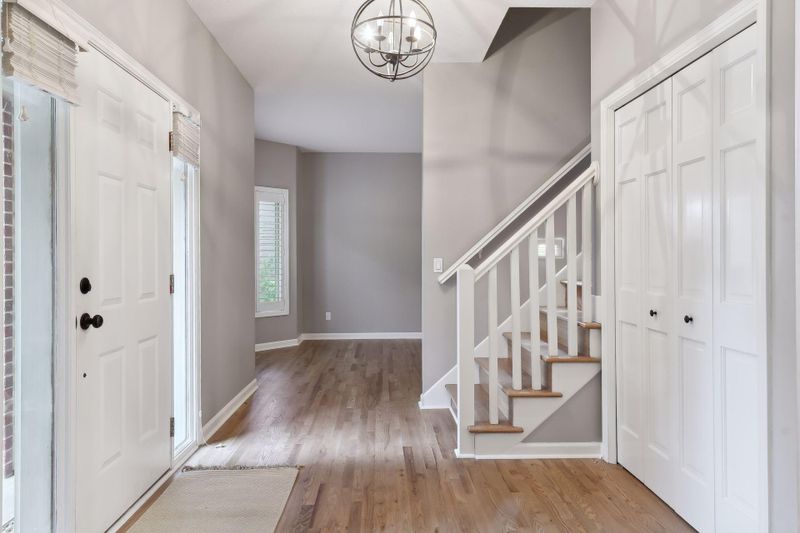 6729 Harlan Dr, Eden Prairie, MN 55346