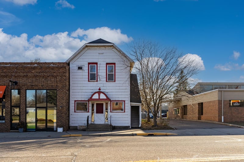 407 Main St, Henderson, MN 56044