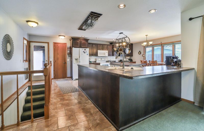 105 Helten Ave, Park Rapids, MN 56470