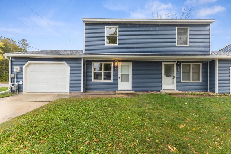 852 E Village Cir SE, Rochester, MN 55904