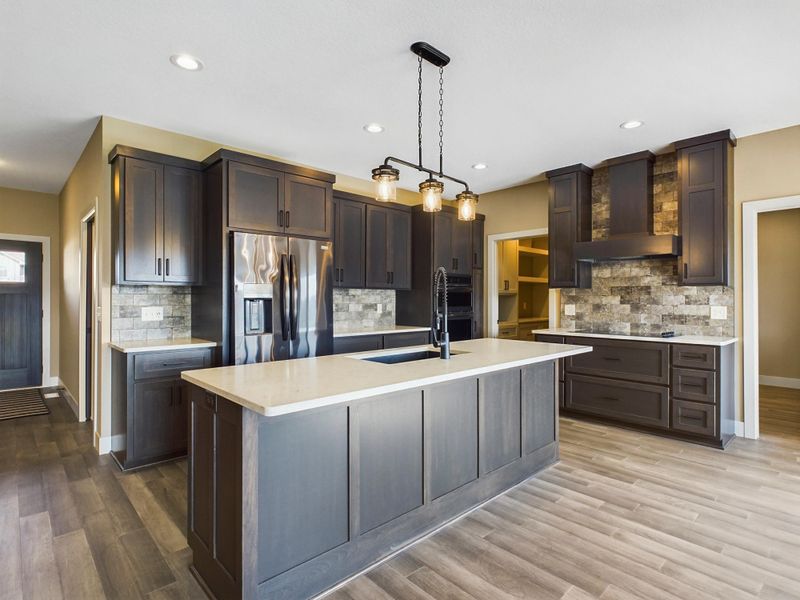 30 Prairie Ct, North Mankato, MN 56003