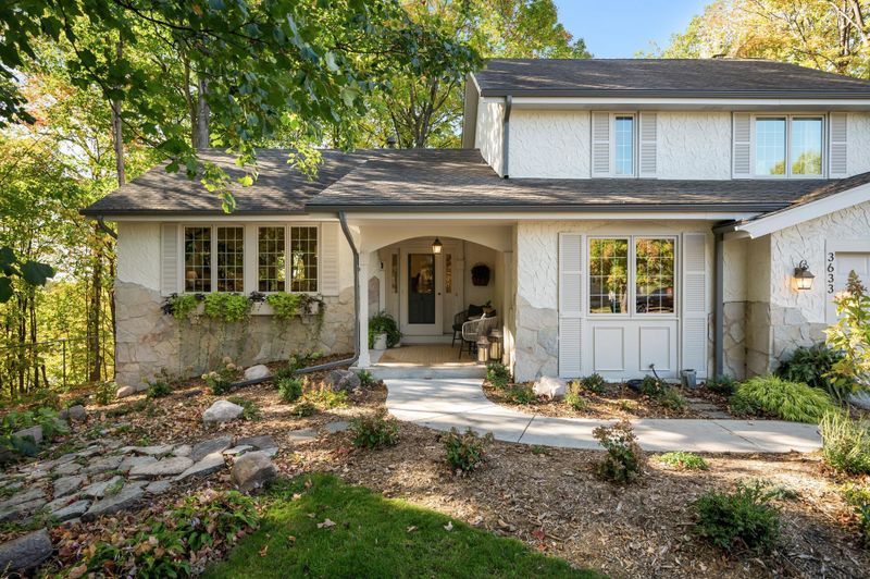 3633 Comet Ln, Minnetonka, MN 55345