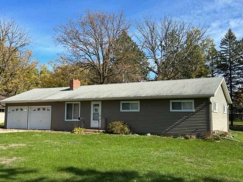 816 Woodland Ave, Park Rapids, MN 56470