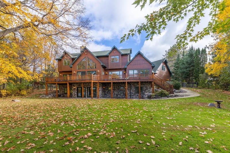 21693 Mishawaka Rd, Grand Rapids, MN 55744